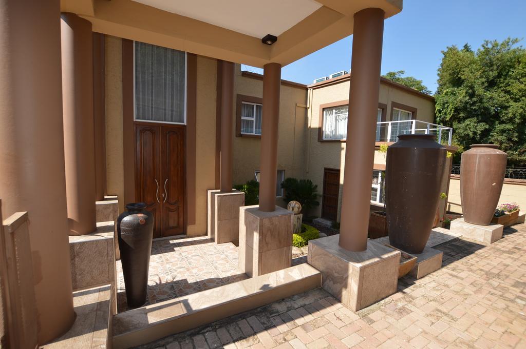 Kiwara Guesthouse Johannesburg Exterior photo
